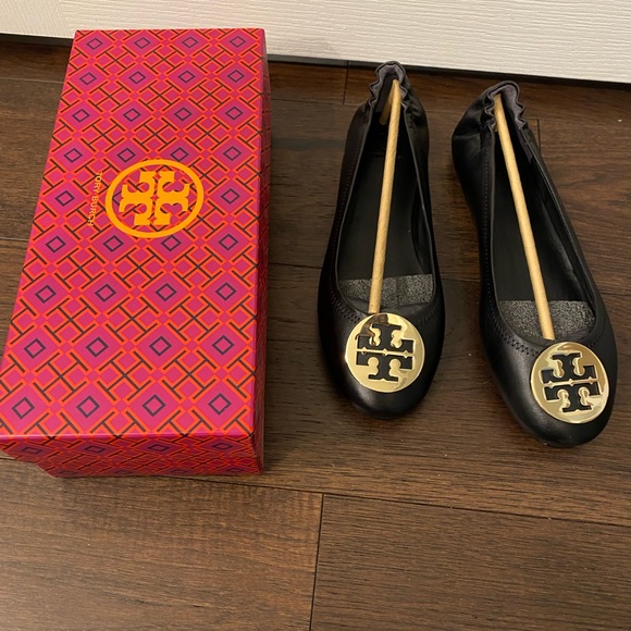 Tory Burch Shoes - NWT Tory Burch Minnie travel ballet flats size 9.5